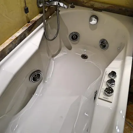 Studio Conciliazione / Pagano Apartman Milánó